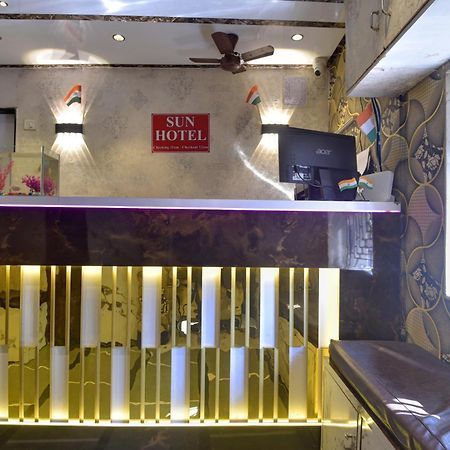 Sun Guest House Мумбай Екстериор снимка
