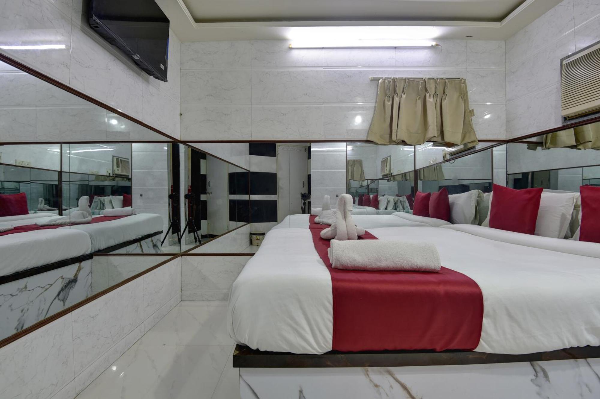 Sun Guest House Мумбай Екстериор снимка