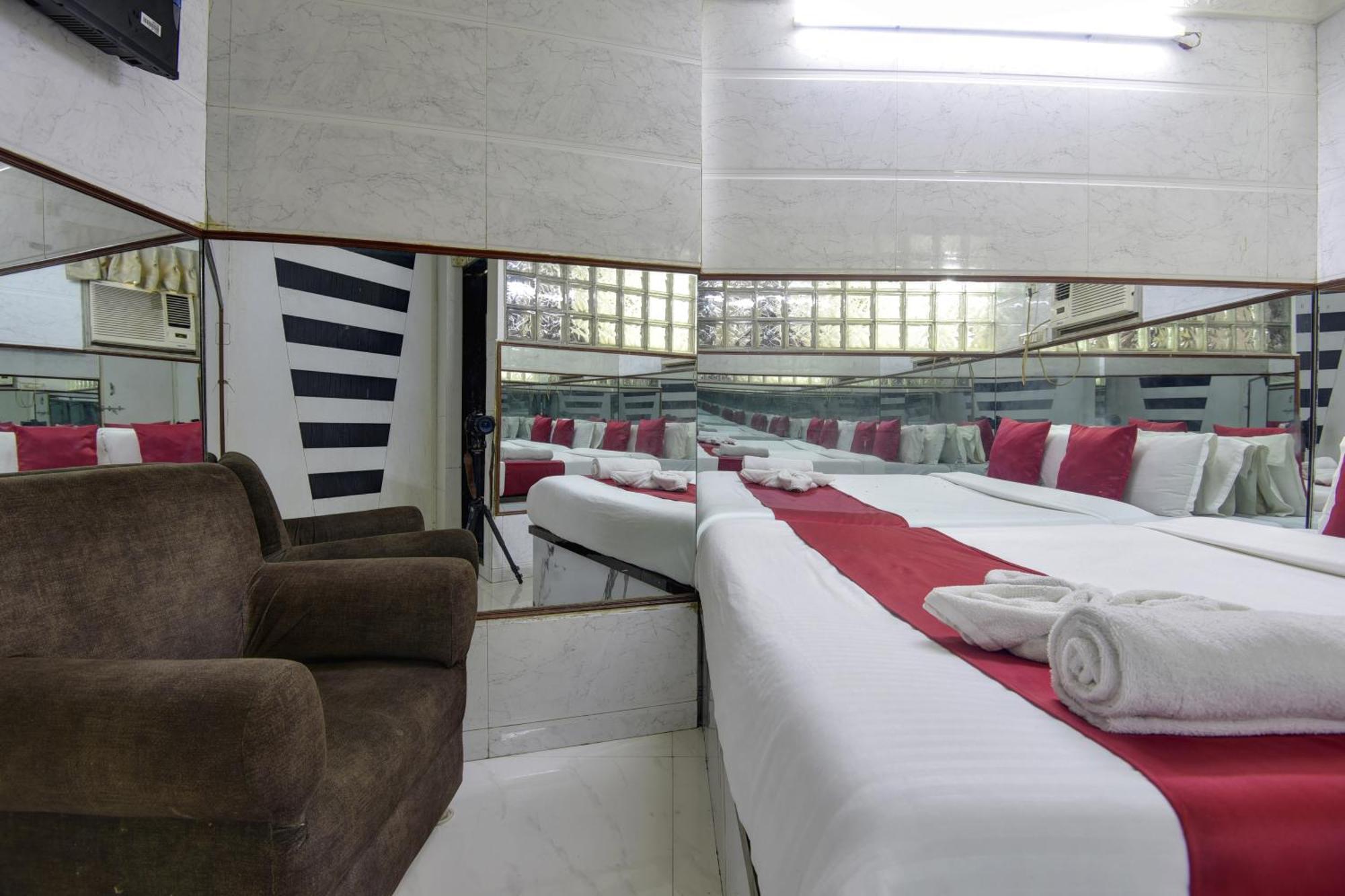 Sun Guest House Мумбай Екстериор снимка
